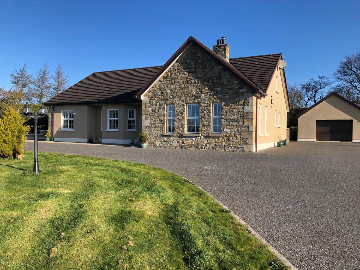 The Bungalow Vila Omagh Exterior foto